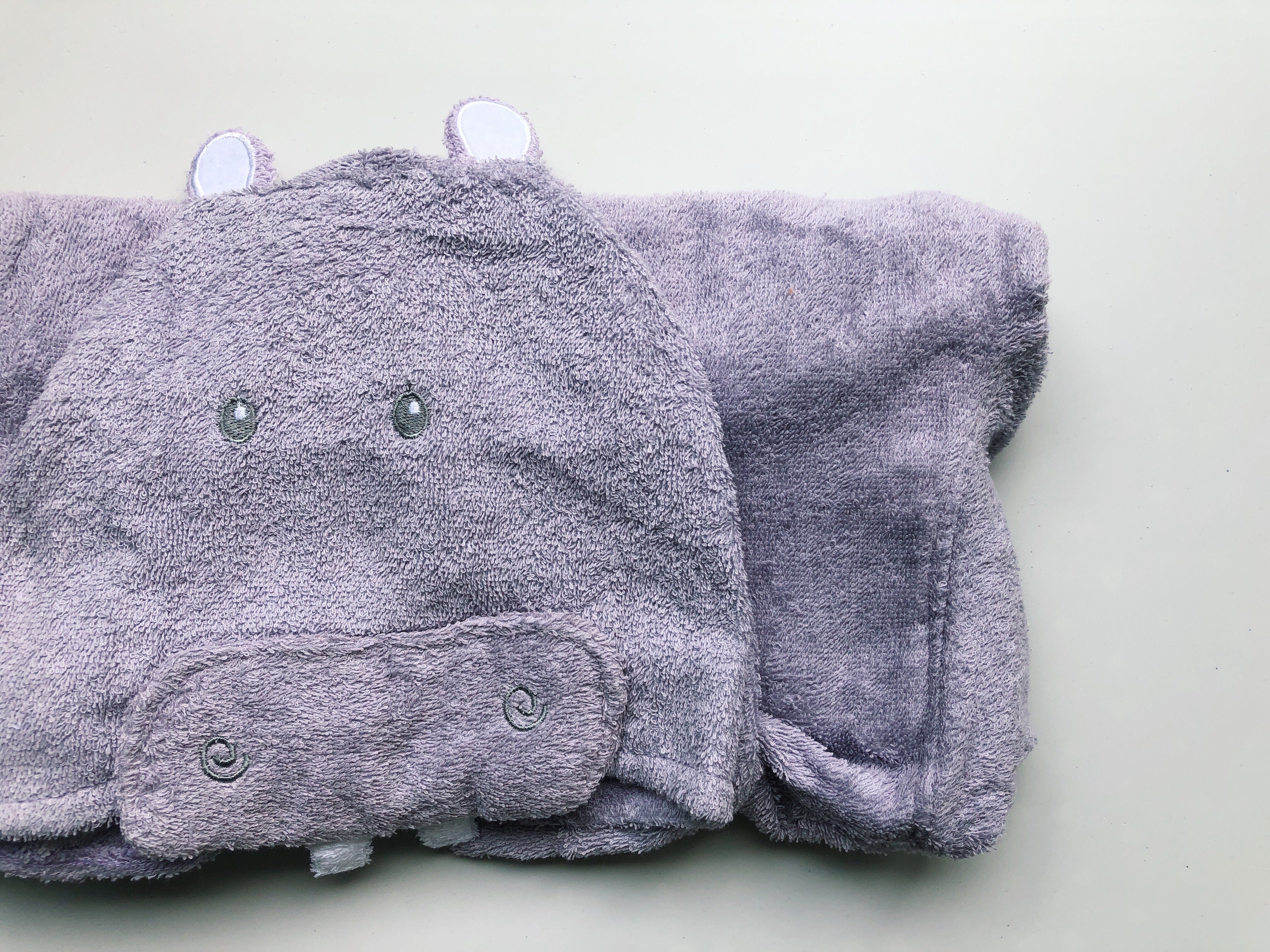 Hooded Bath Robe (Purple Hippo)